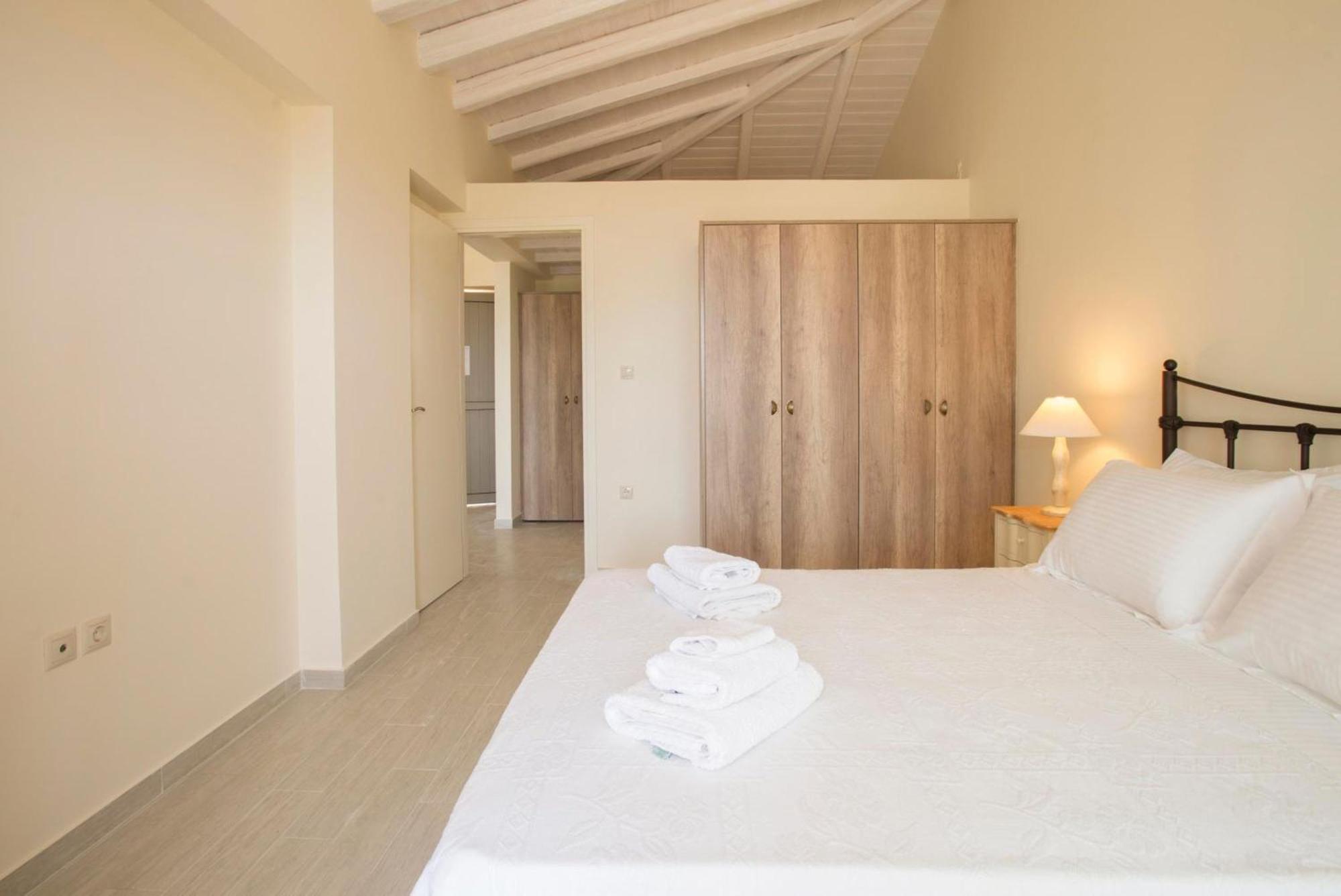 Poliana Estate Villas 리글리아 외부 사진